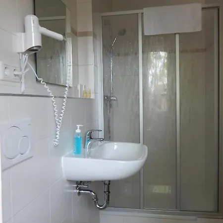 Alex Hotel